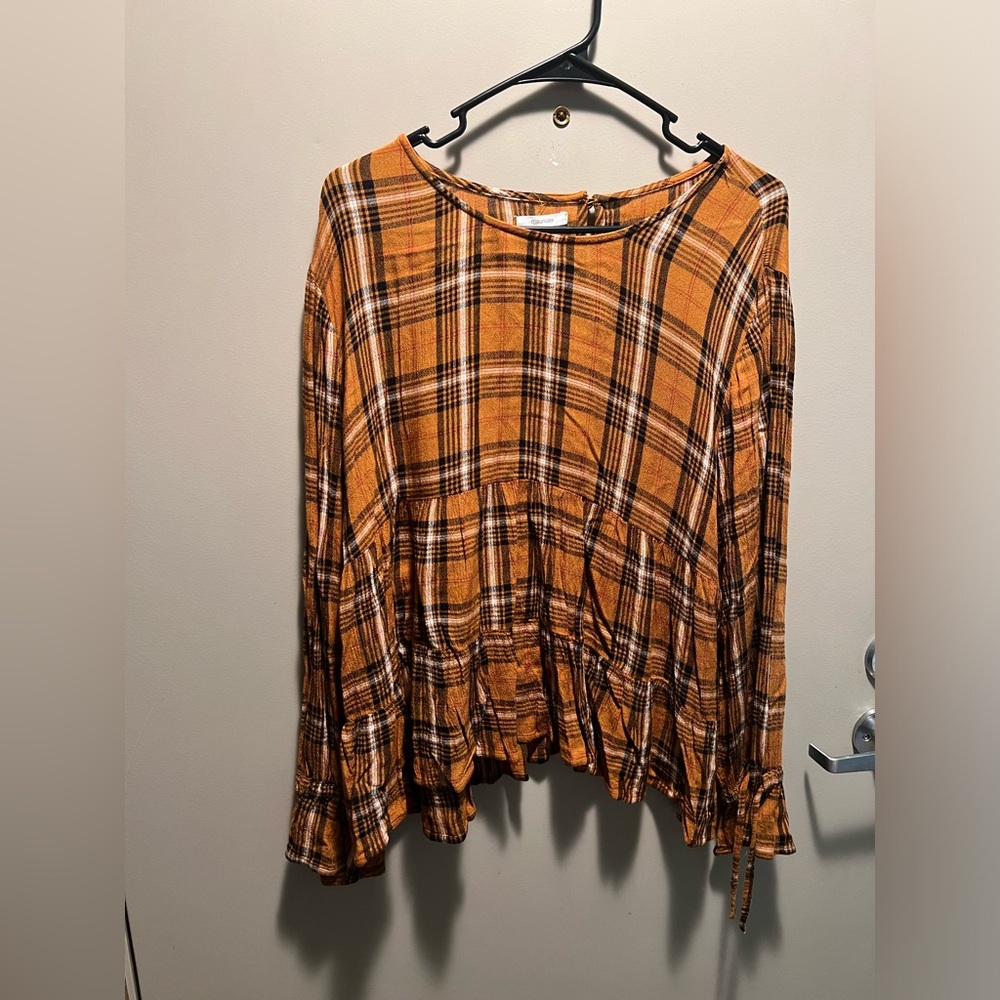 Maurice’s Long Sleeve Top